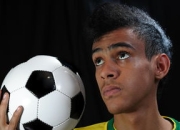 九游娱乐网页-AC米兰鏖战巴西，本泽马爆发神勇