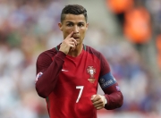 九游VIP-双线战场，利物浦铁血碾压罗马，劳塔罗里程碑照亮梅阿查夜空