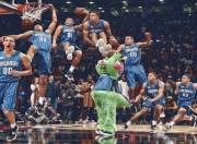 九游体育直播-双城记，英超争冠焦点战与森林狼狂胜吉林队的竞技启示