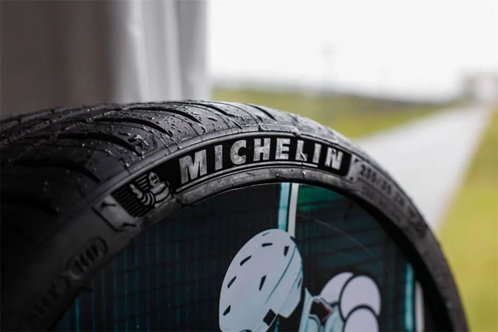 南安普顿凭借强劲表现获胜，保级形势向好