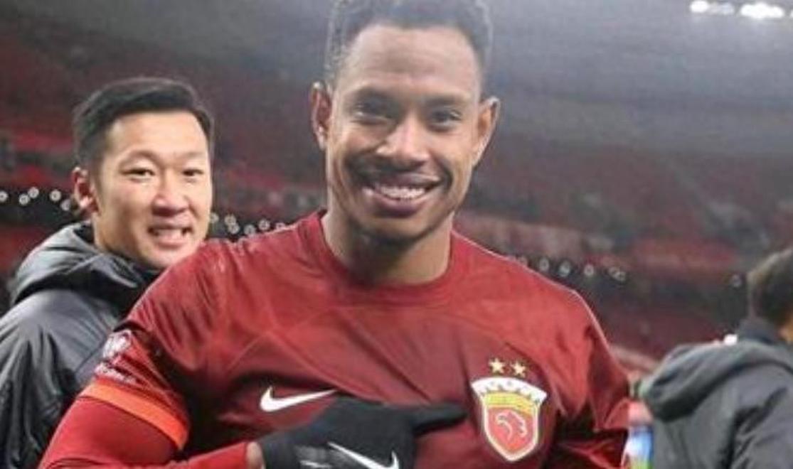 包含上港外援状况一片大好，助力球队连胜的词条