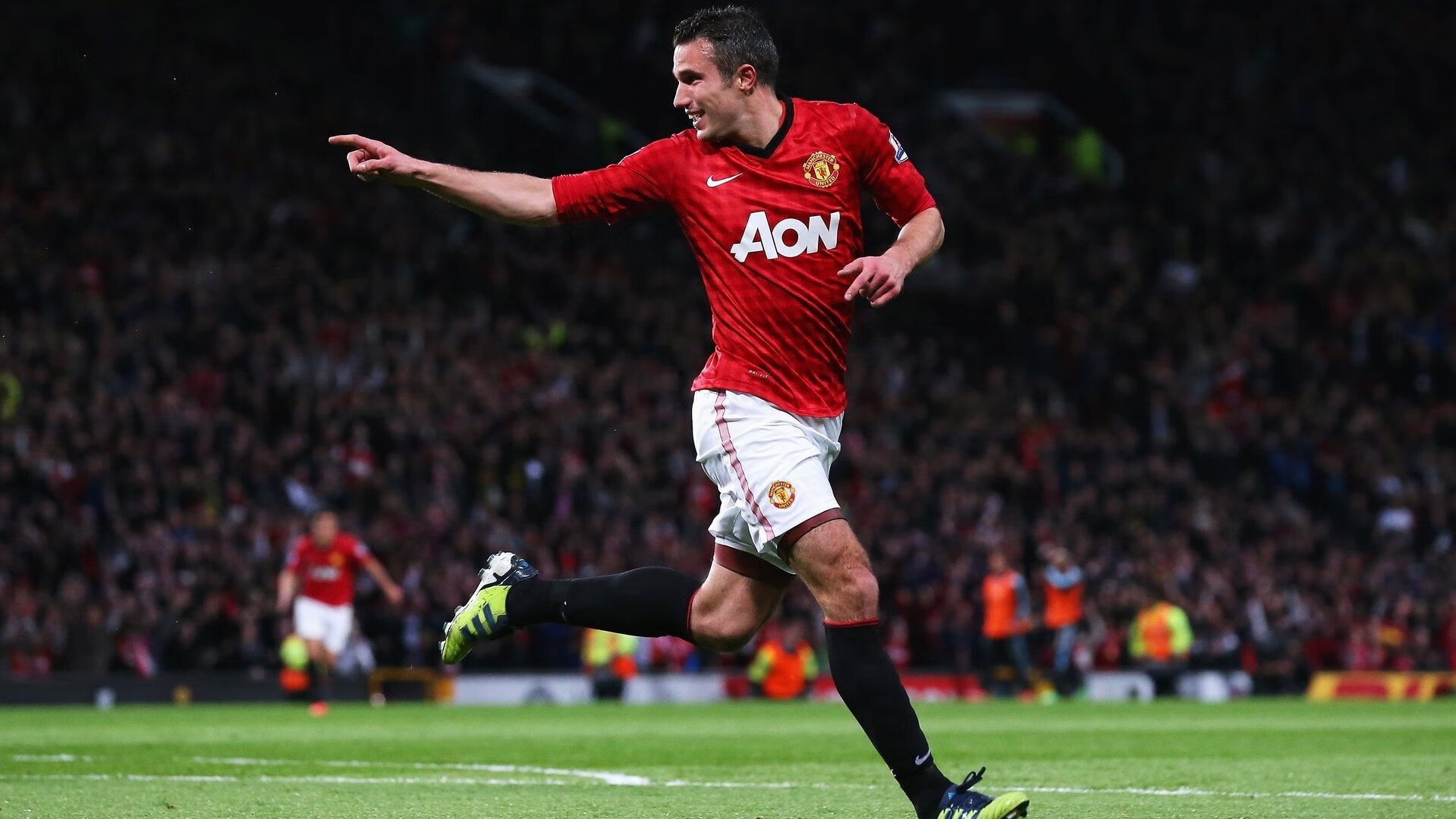 欧冠决赛焦点战,广厦队斩落开拓者,跨界传奇的诞生