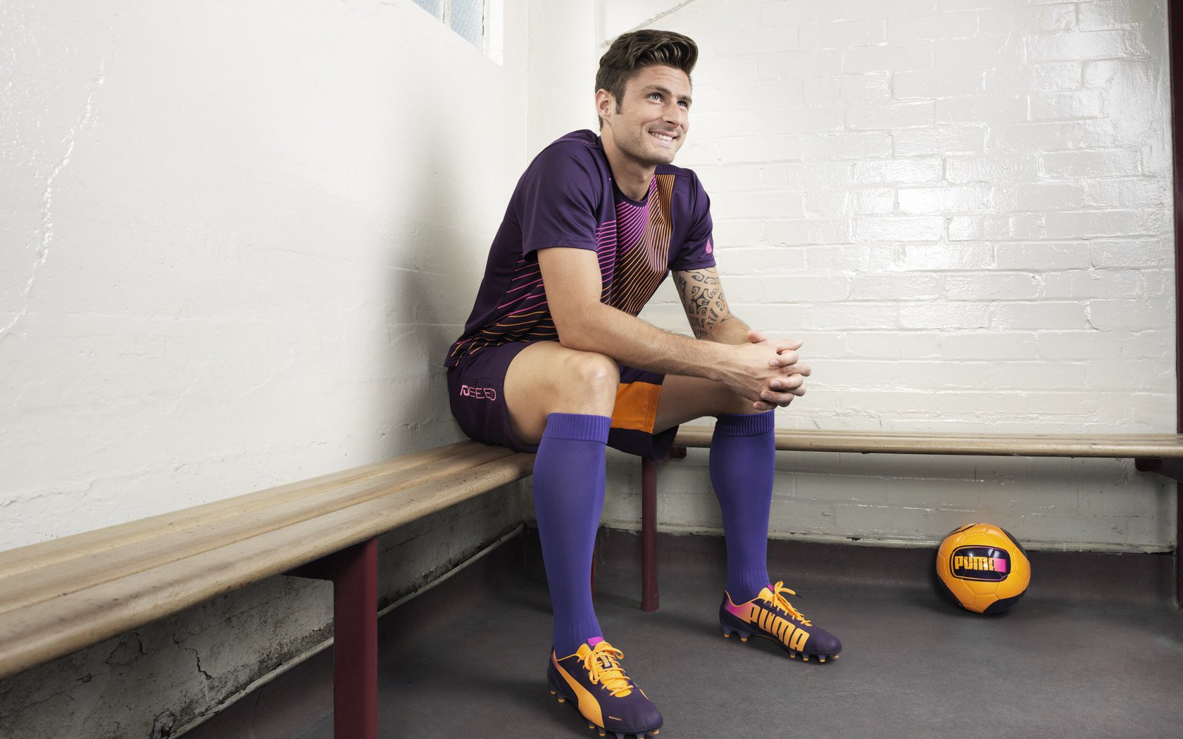 孤星闪耀，当皮亚斯特里一人扛起红牛二队，鏖战雷诺的围场传奇